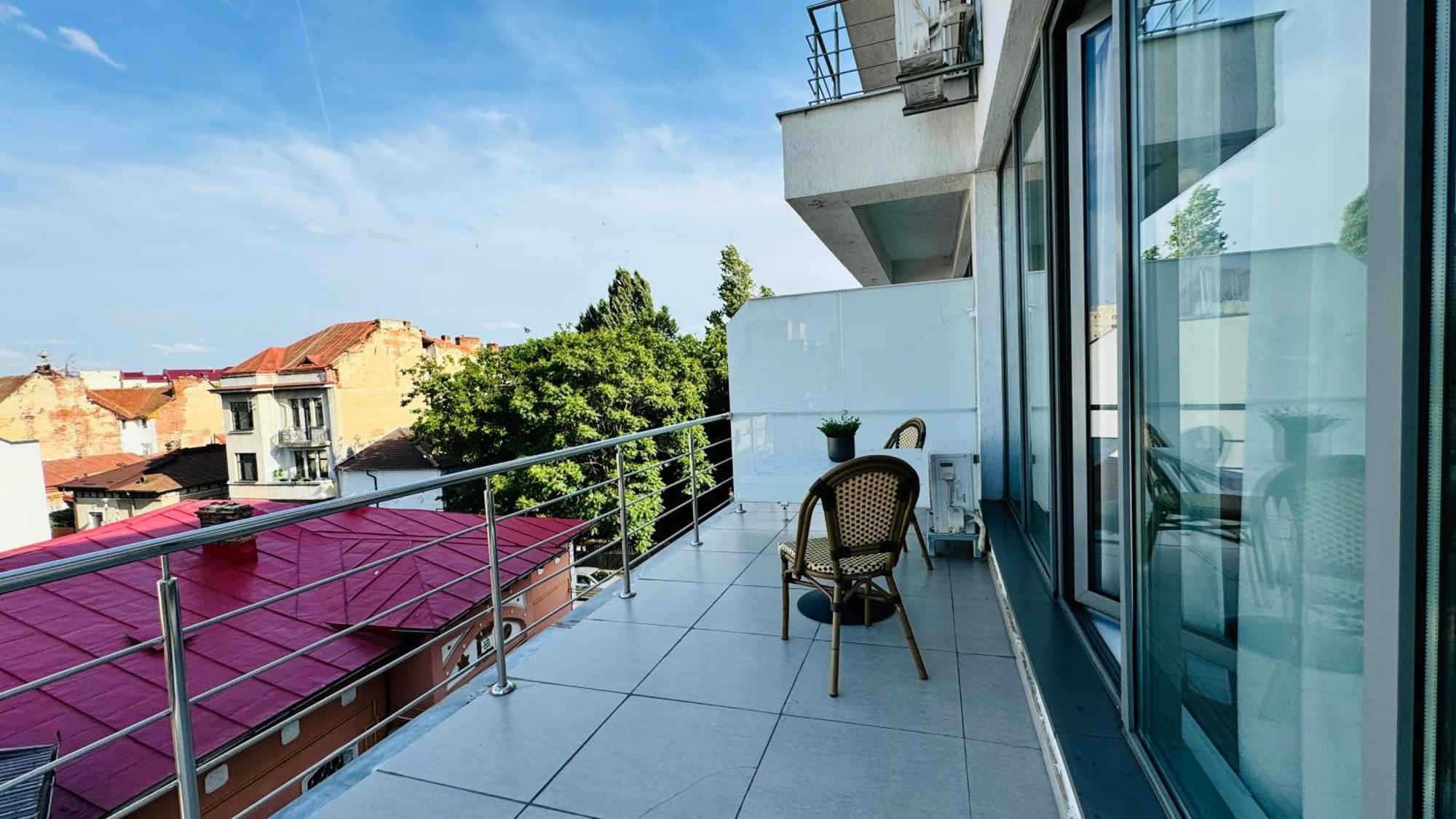 Urban Paradise - Modern