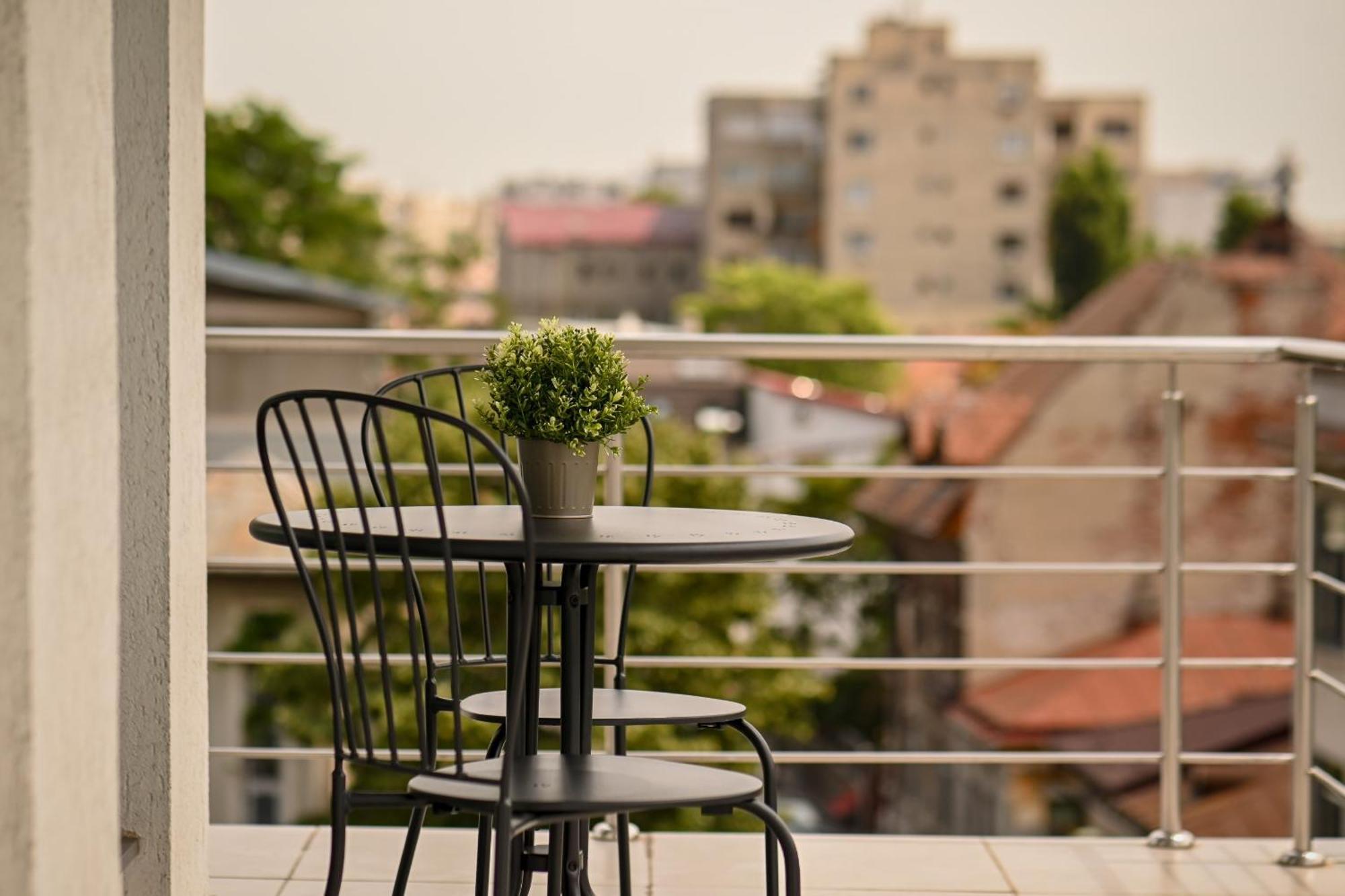 Urban Paradise - Modern * Bucarest
